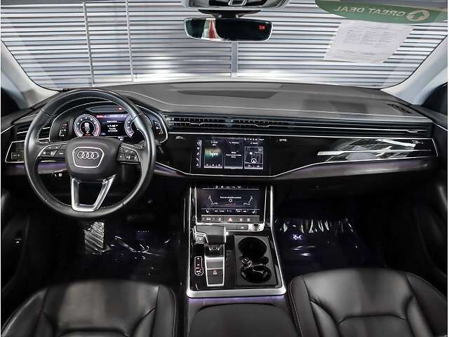 2023 Audi Q8