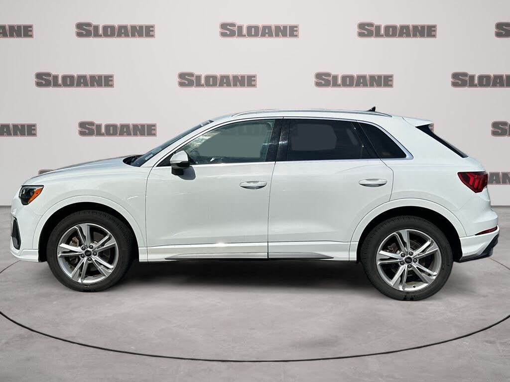 2022 Audi Q3