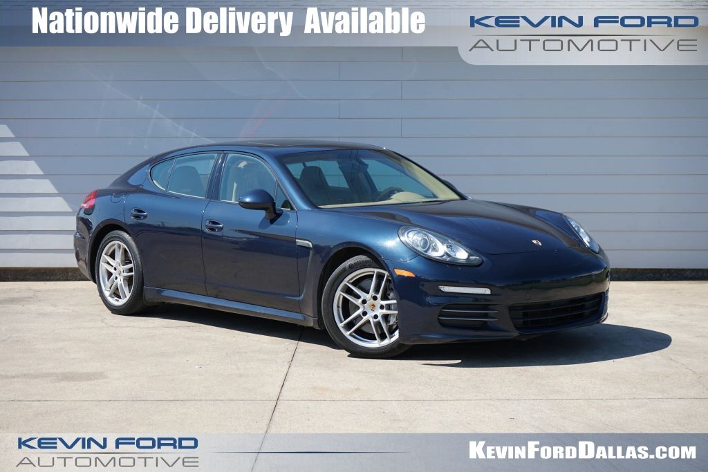 2015 PORSCHE Panamera