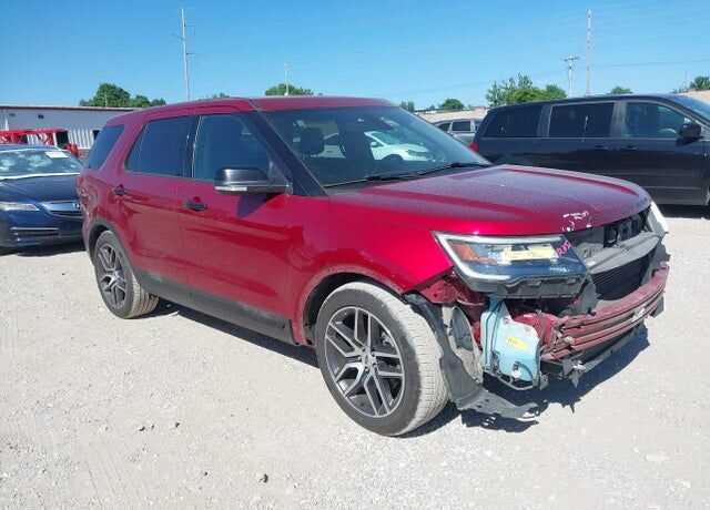 2018 FORD Explorer