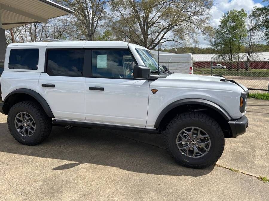 2025 FORD Bronco