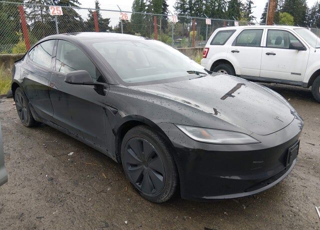 2026 TESLA Model 3