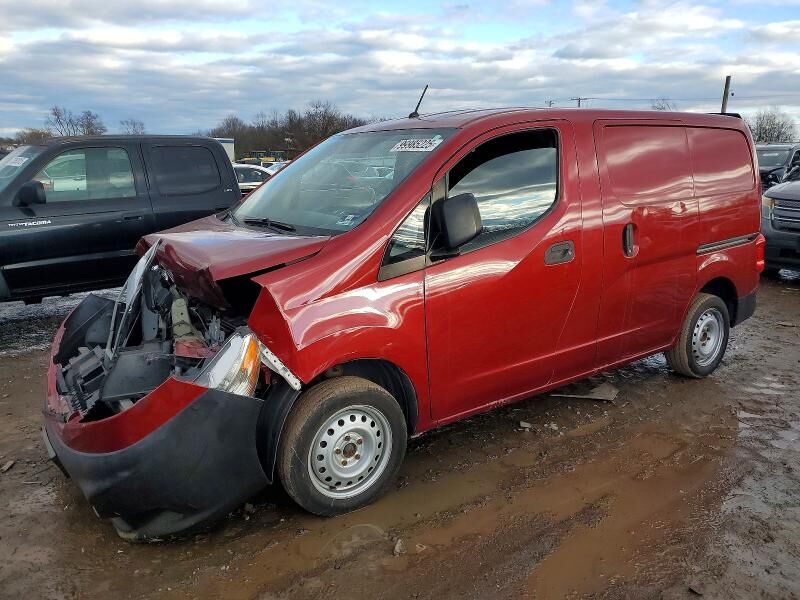 2017 NISSAN NV200