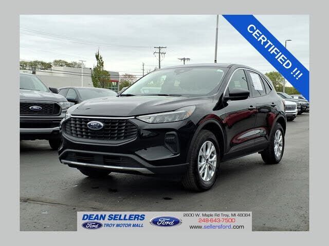 2024 FORD Escape