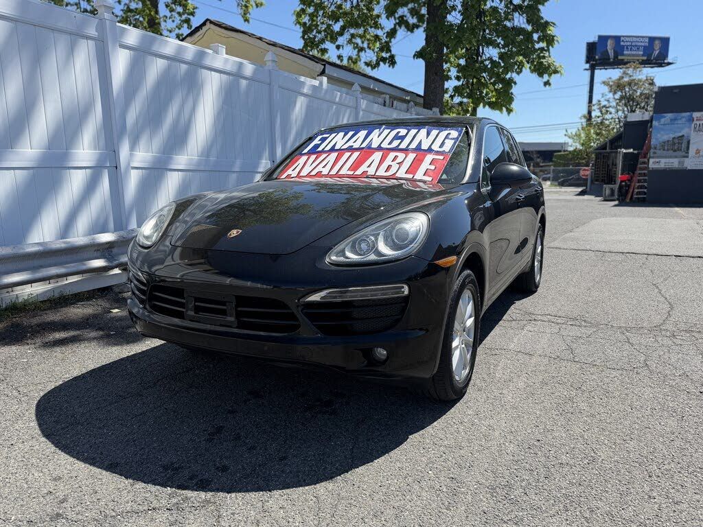 2012 PORSCHE Cayenne