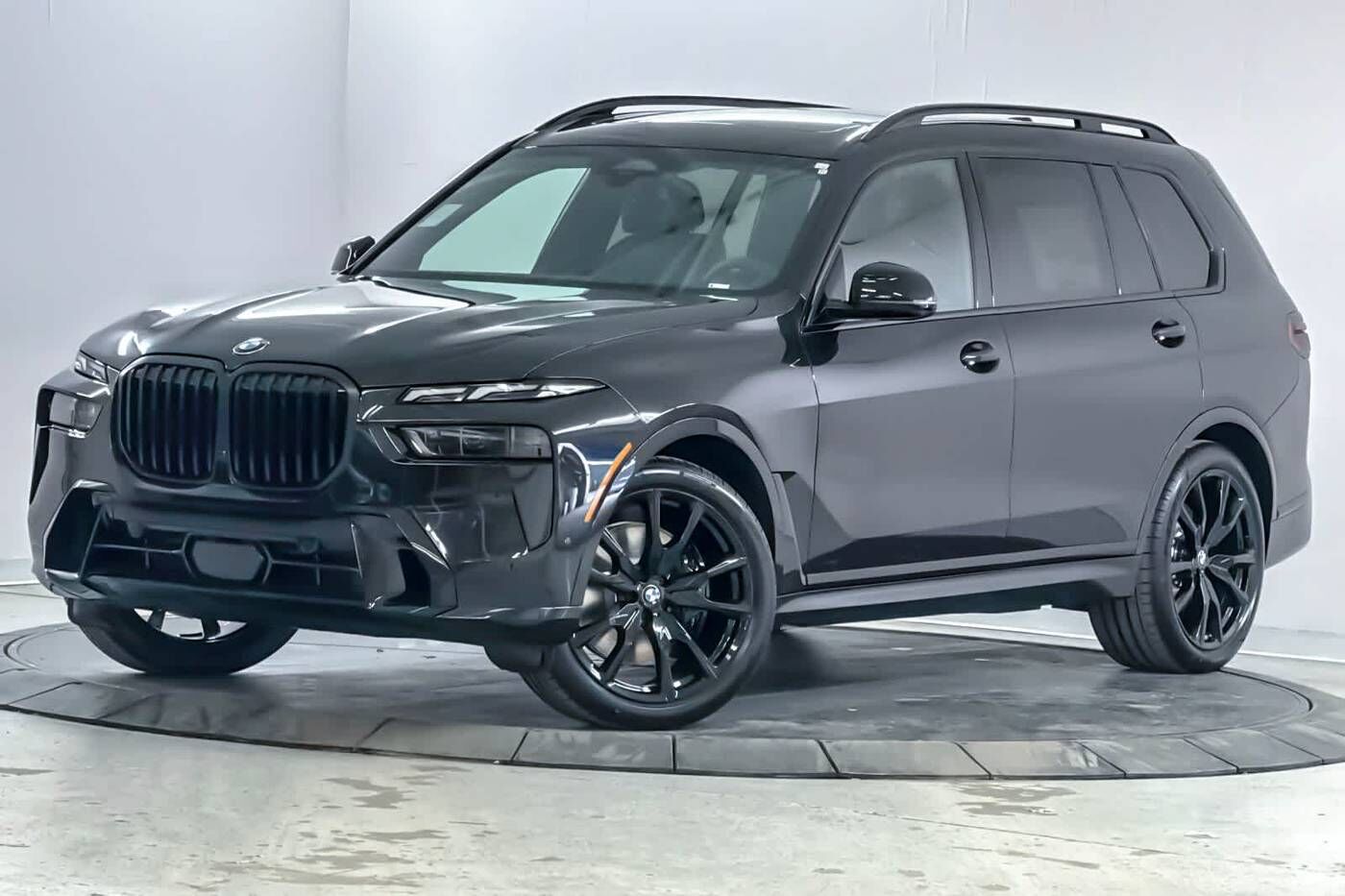 2027 BMW X7