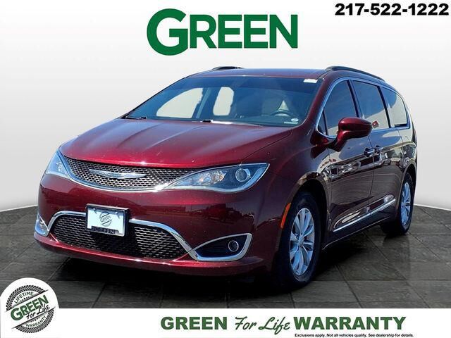 2017 CHRYSLER Pacifica