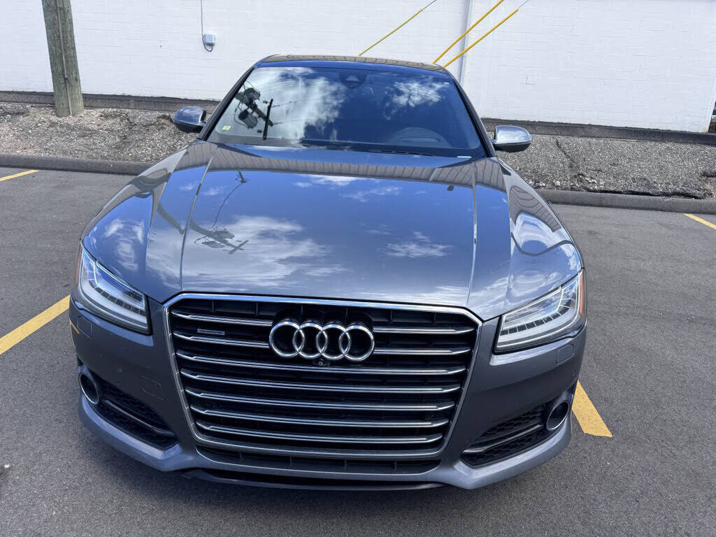 2016 Audi A8