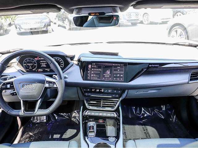 2024 Audi e-tron GT