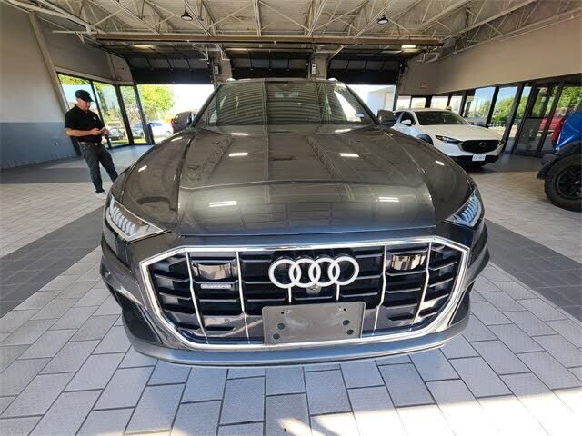 2023 Audi Q8