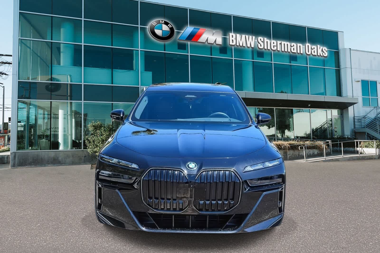 2025 BMW i7