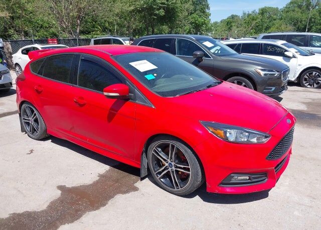 2017 FORD Focus