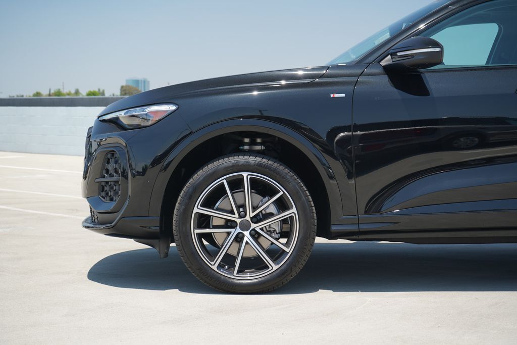 2026 Audi SQ5