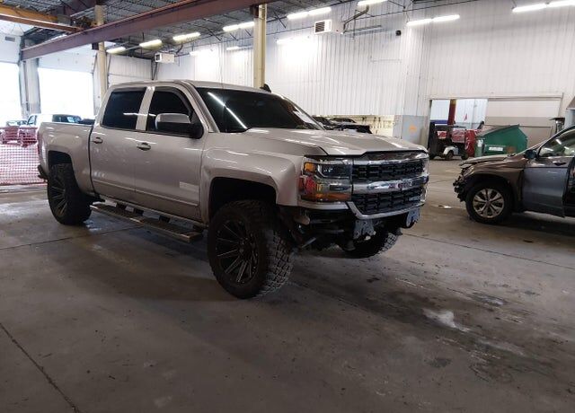 2018 CHEVROLET Silverado