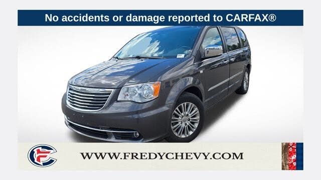 2014 Chrysler Town and Country