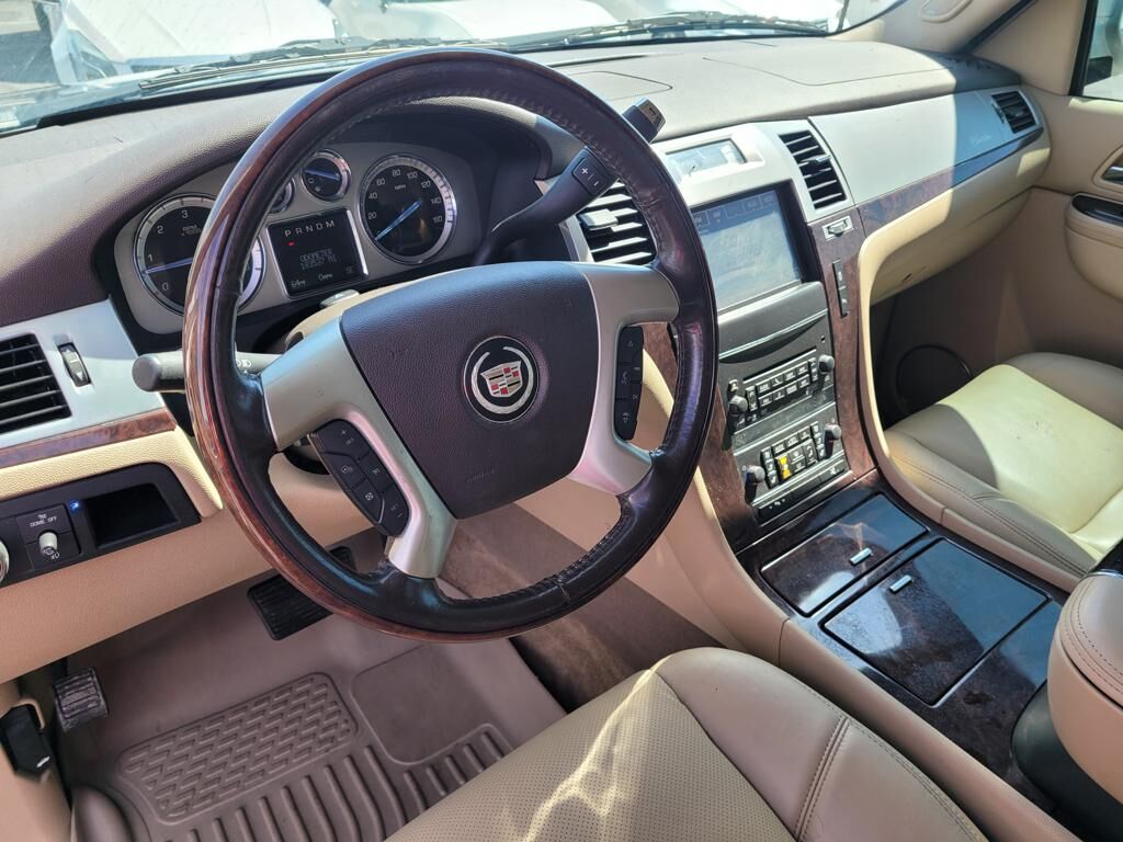 2013 CADILLAC Escalade