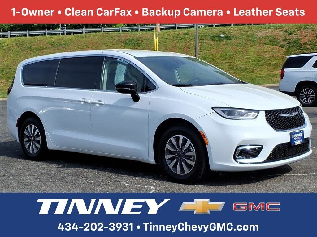 2024 CHRYSLER Pacifica