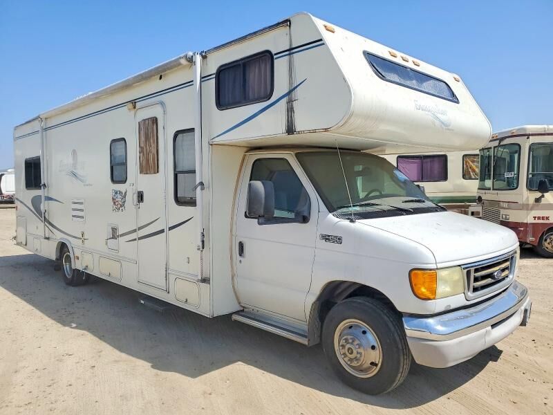 2003 FORD E-450