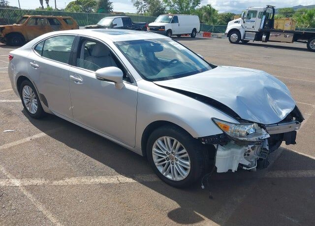 2014 LEXUS ES