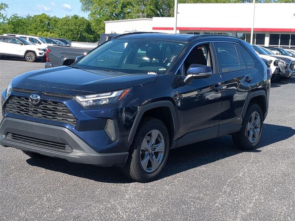 2025 Toyota RAV4