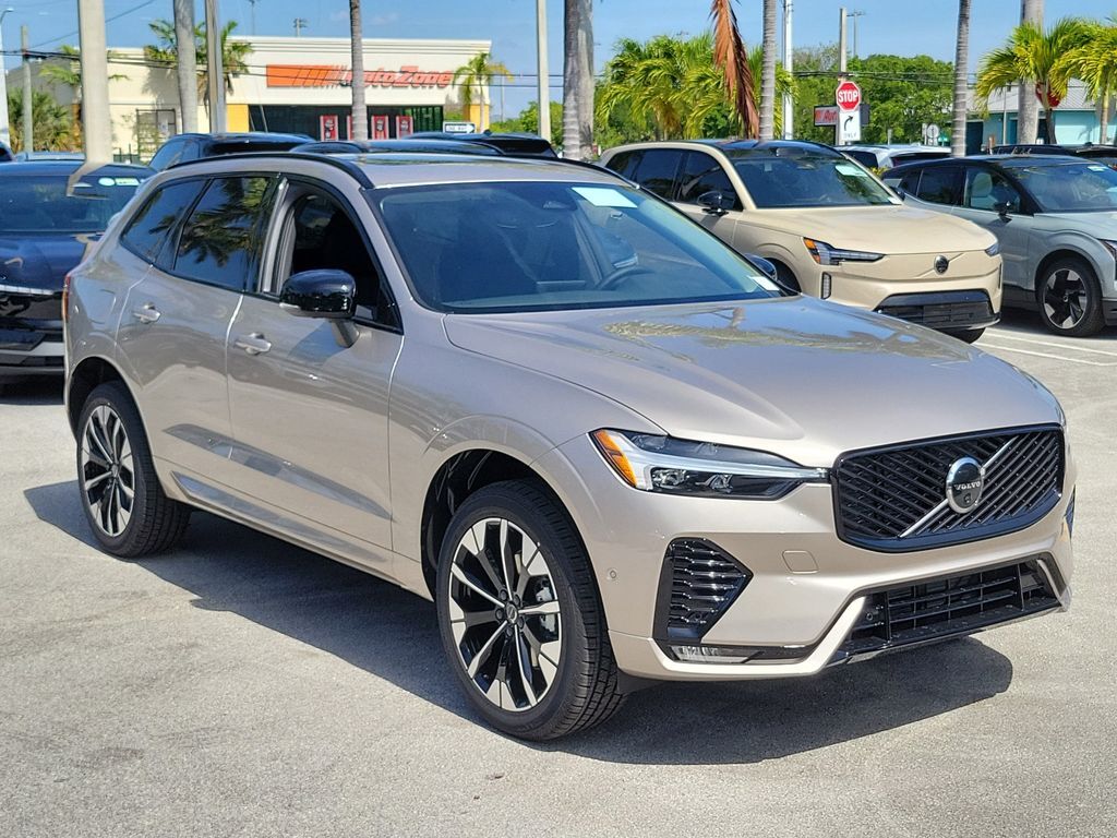 2026 VOLVO XC60