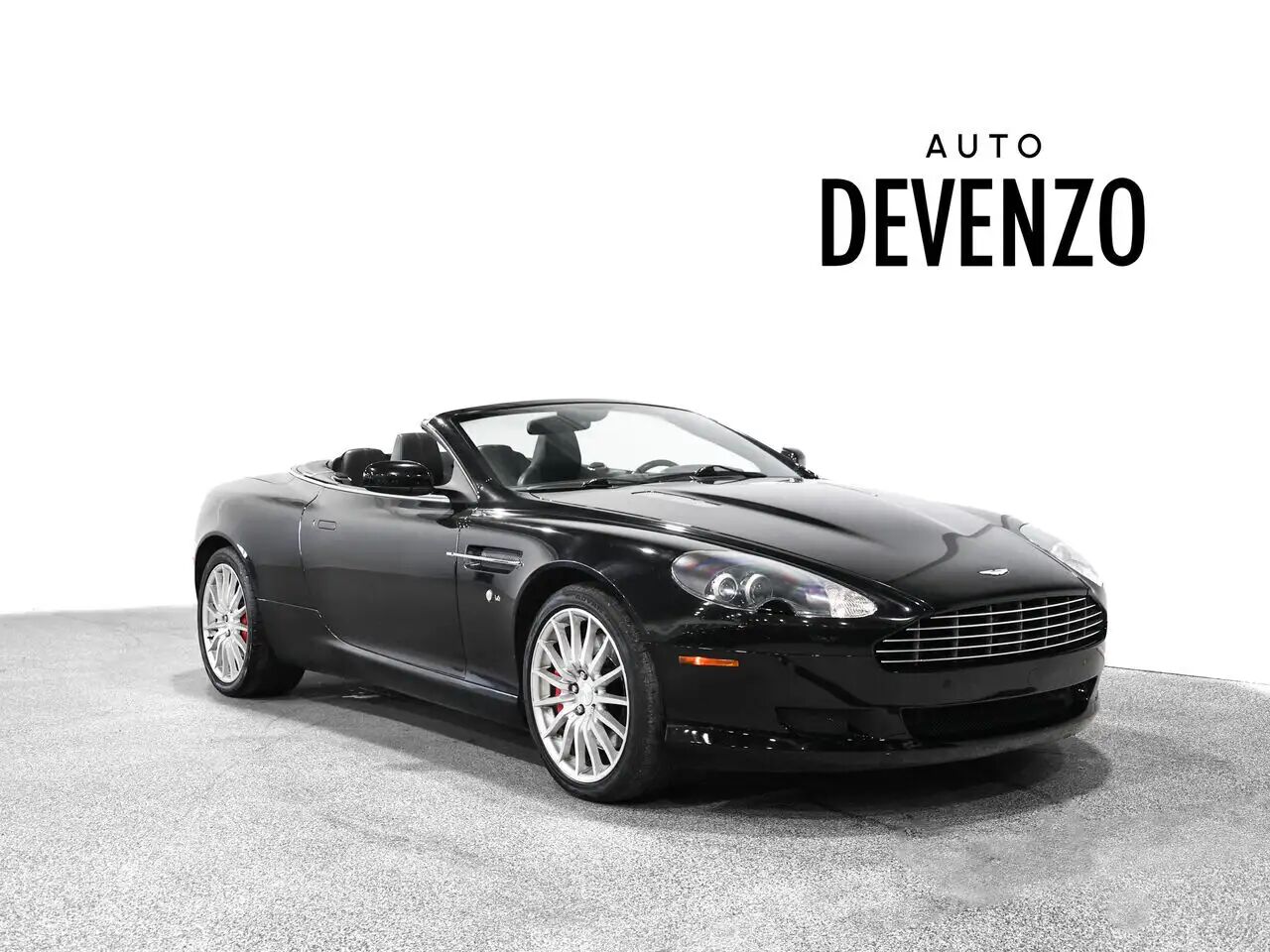 Aston Martin DB9