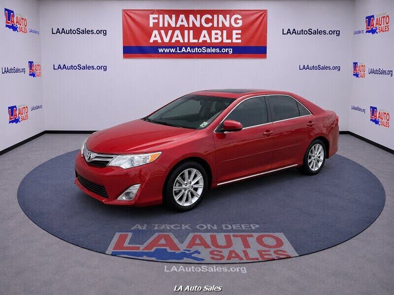 2013 TOYOTA Camry