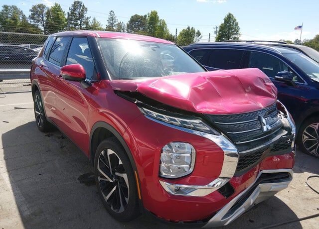 2024 MITSUBISHI Outlander