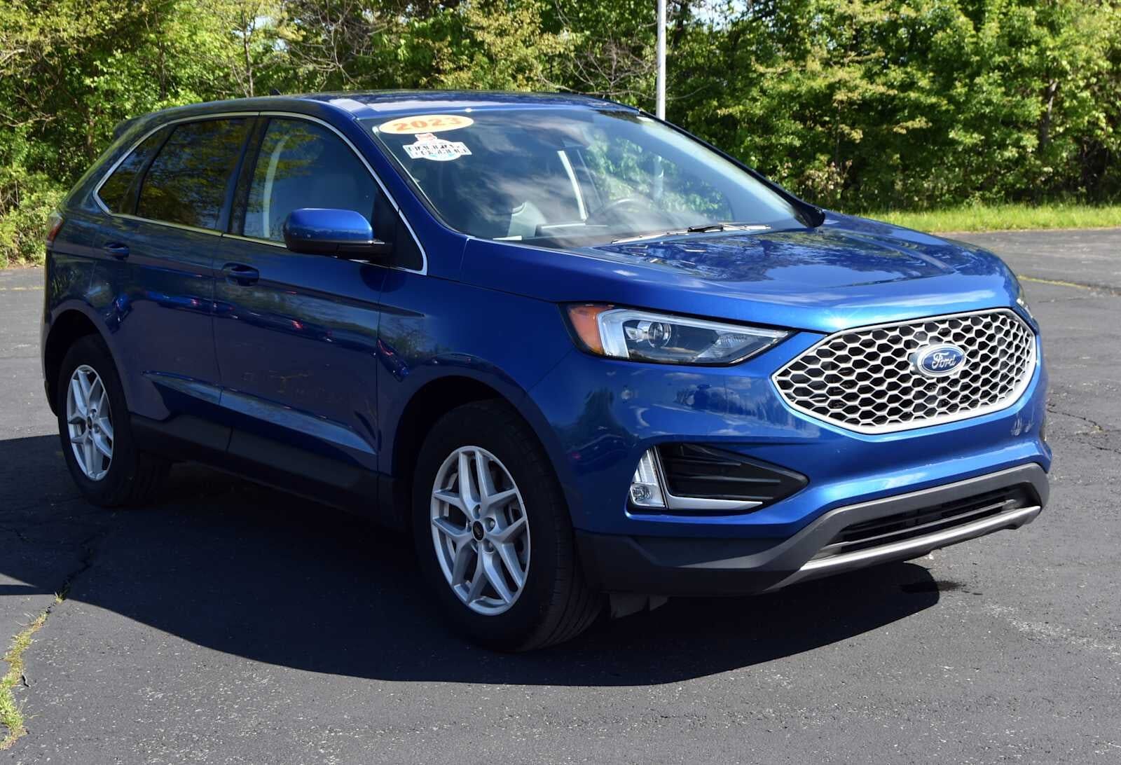 2023 FORD Edge