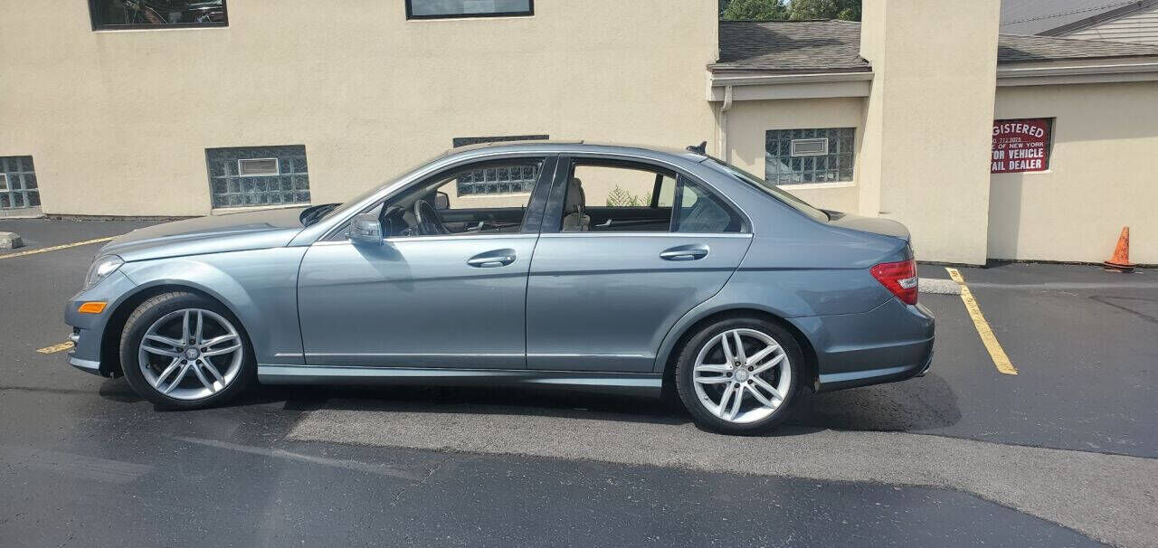 2012 MERCEDES-BENZ C-Class