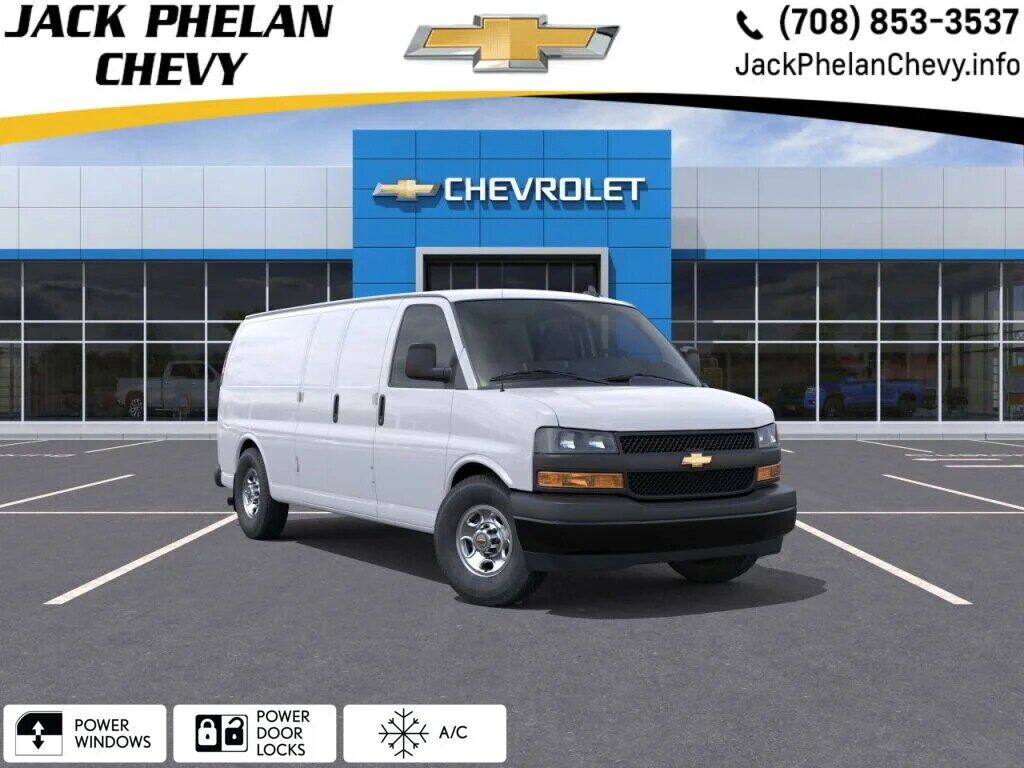 2025 CHEVROLET Express