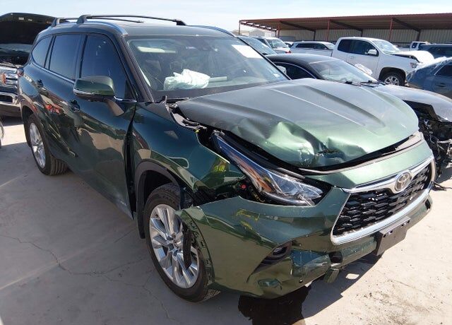 2025 TOYOTA Highlander
