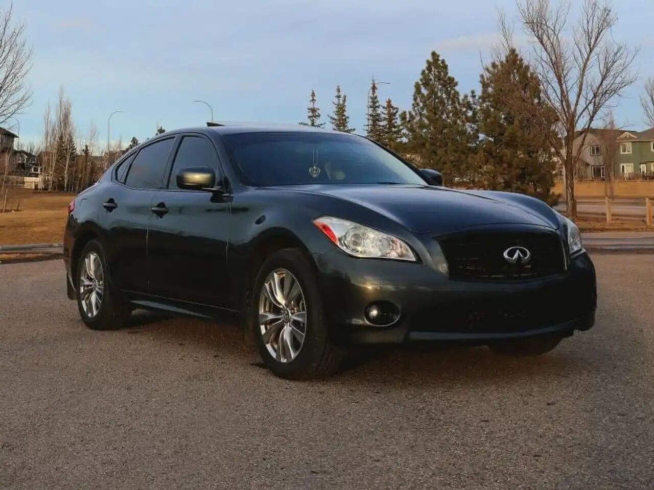 Infiniti M37