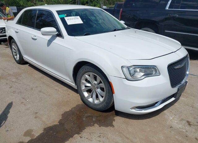 2015 CHRYSLER 300