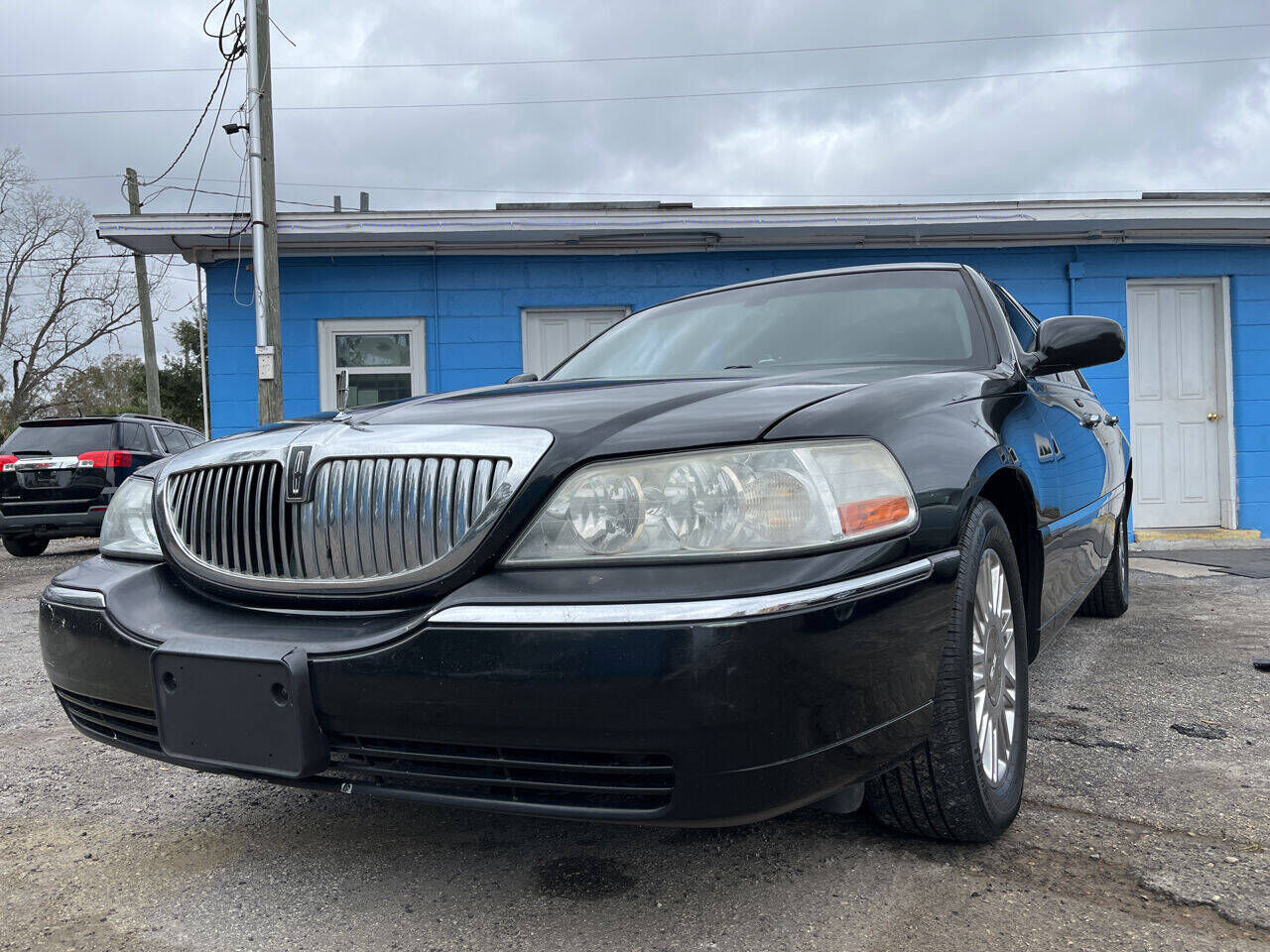 2011 LINCOLN Town Car