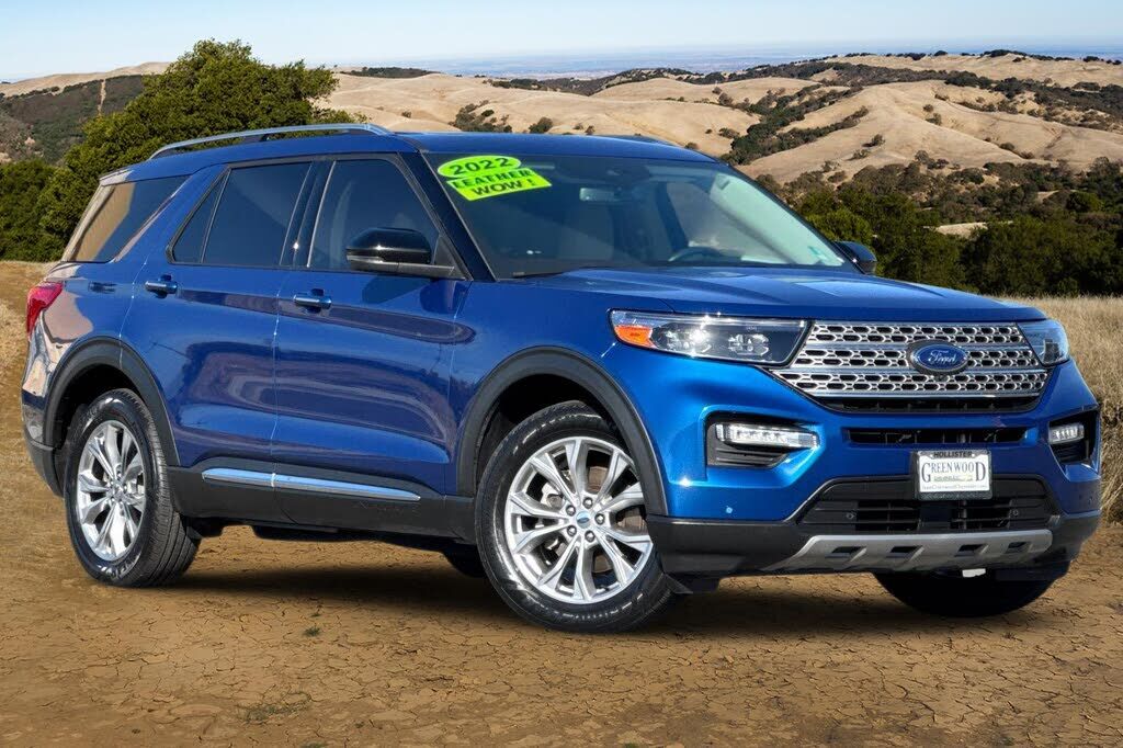 2022 FORD Explorer