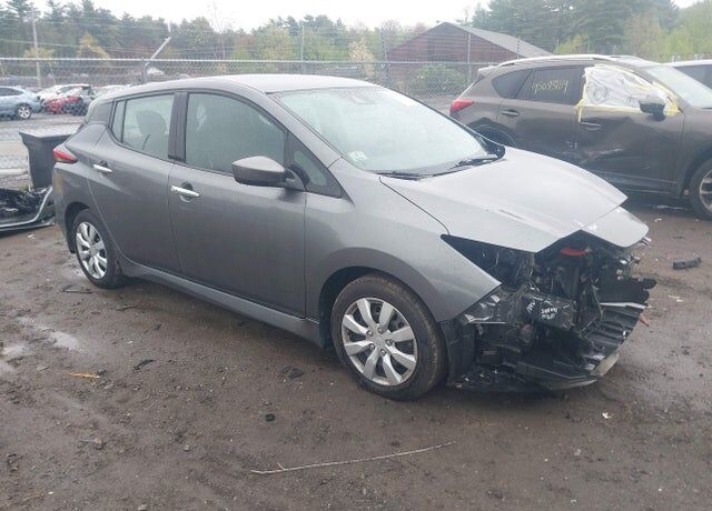 2022 NISSAN Leaf