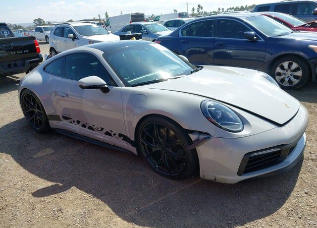 2020 PORSCHE 911