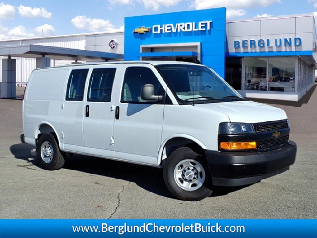 2025 CHEVROLET Express