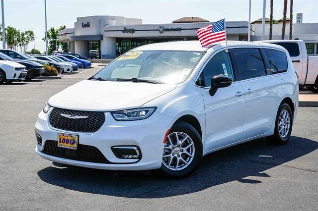 2024 CHRYSLER Pacifica
