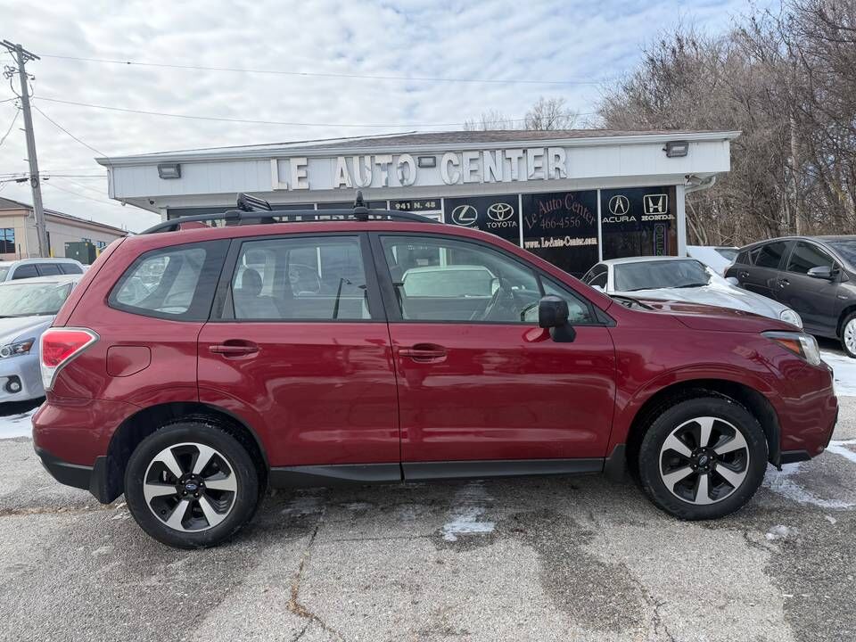 2017 SUBARU Forester