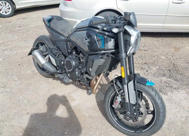 2022 CFMOTO CF700