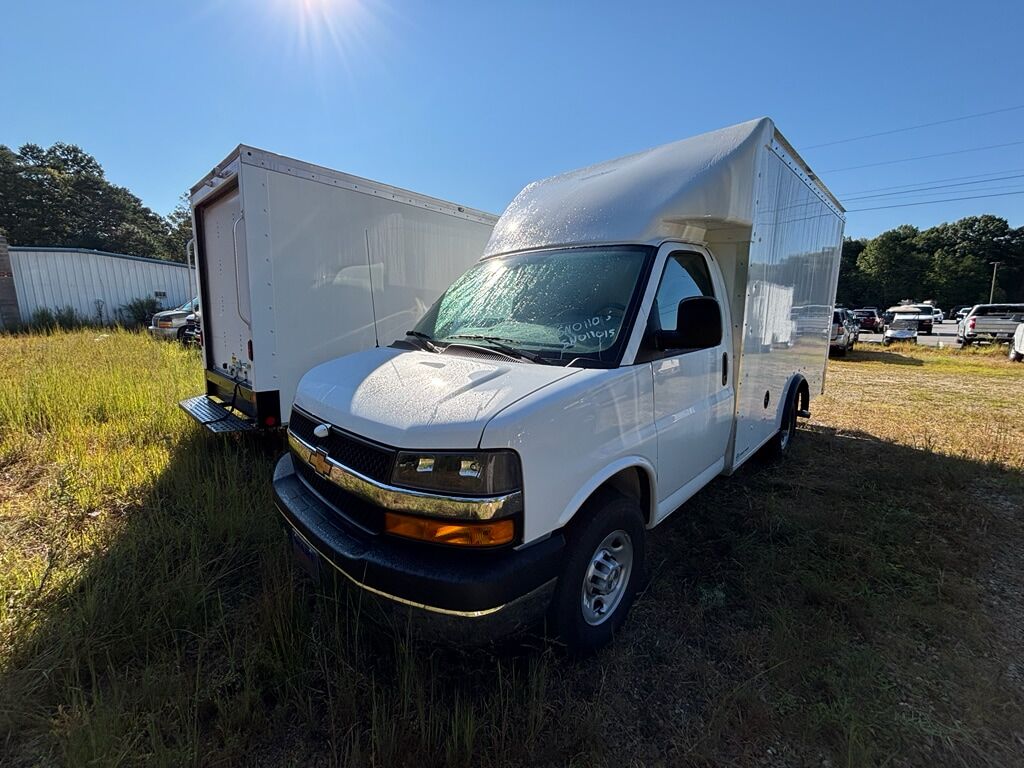2025 CHEVROLET Express