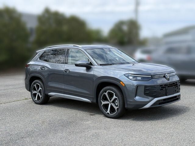 2026 VOLKSWAGEN Tiguan