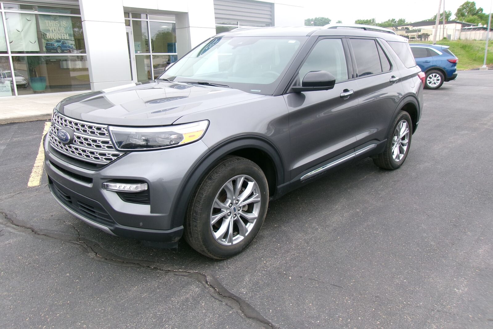 2023 FORD Explorer