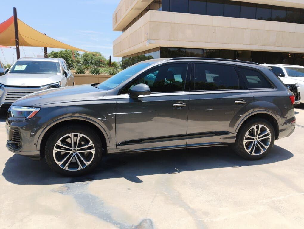 2025 AUDI Q7