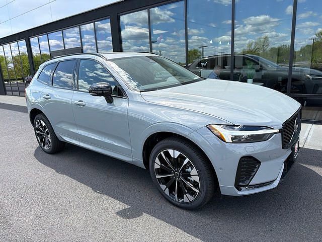 2026 VOLVO XC60