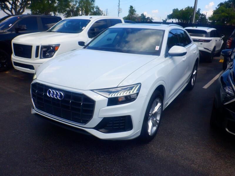 2023 Audi Q8
