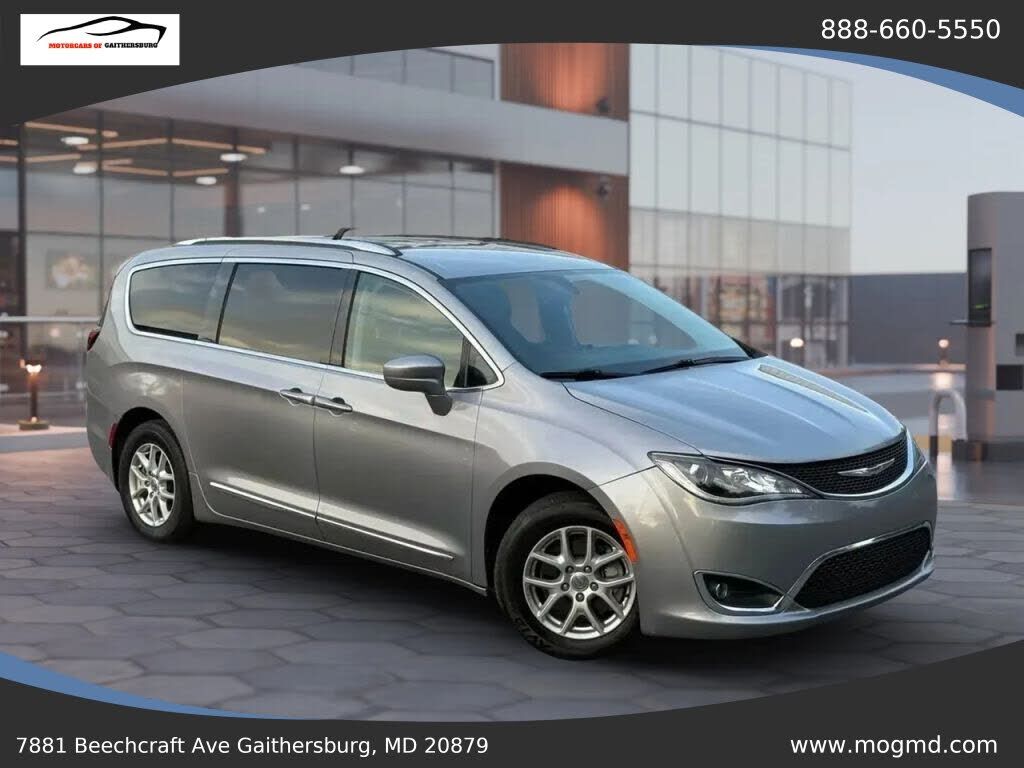 2017 CHRYSLER Pacifica