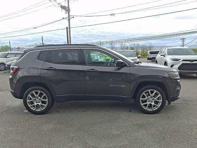 2023 JEEP Compass